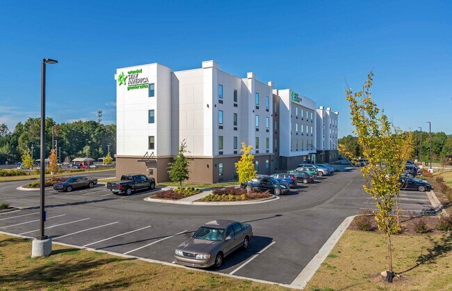 Furnished Studio-Atlanta - Newnan