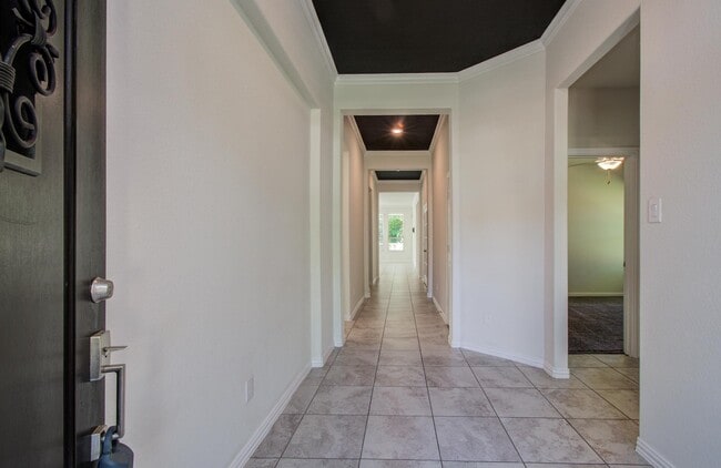 Photo - 1011 Veer Dr