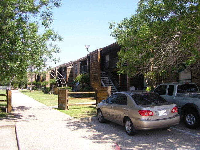 Building Photo - #93 Cripple Creek Unit 904 UO #93