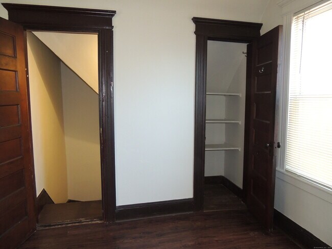 Photo - 125 Wilson St Unit 3rd Fl