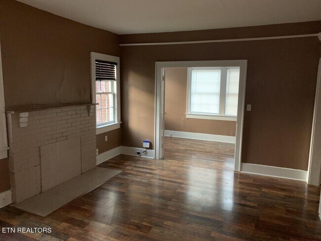 Photo - 2607 E 5th Ave