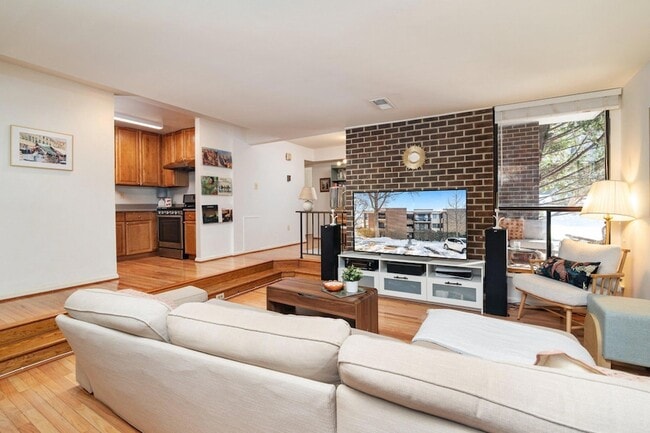 Photo - 2110 Bonnywood Ln Unit 102