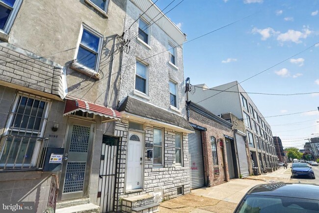 Building Photo - 2623 Emerald St