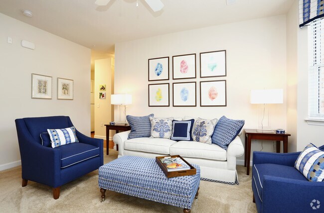 2BR, 2BA - 1125sf PhII- Living Area