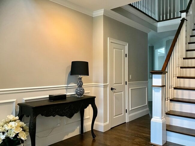 Photo - 301 Linden St