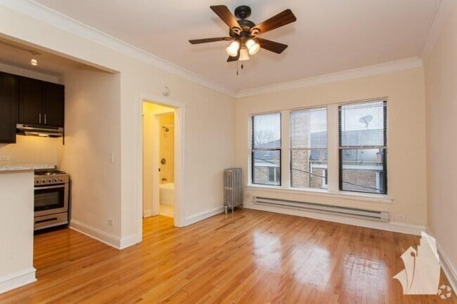 Building Photo - 1 bedroom in Chicago IL 60640 Unit 411 Rental