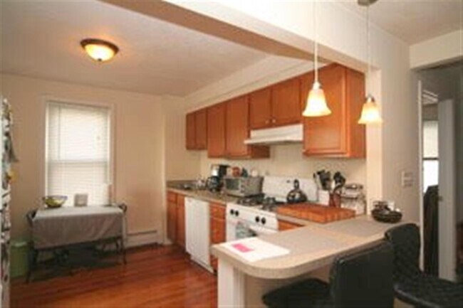 Photo - 389 Columbia St Unit 3