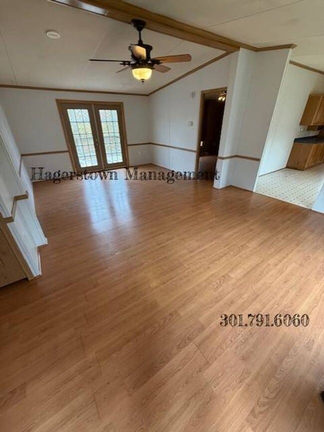 Photo - 3 Bedroom, 2 Bath Manufactured Home in Highland Manor
