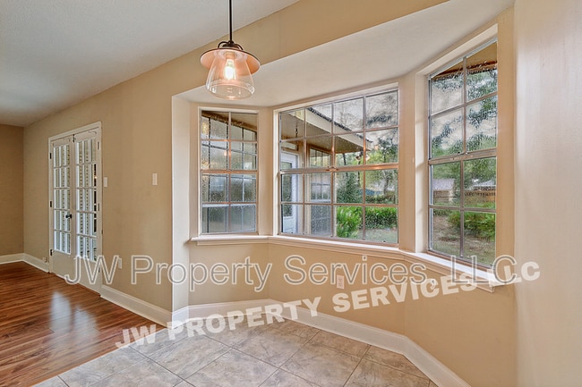 Photo - 1915 S Jahncke Ave