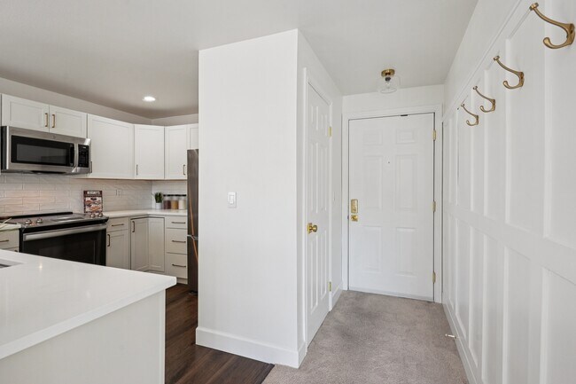 Photo - 2152 N 112th St
