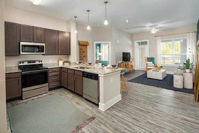 Abberly Solaire Apartment Homes