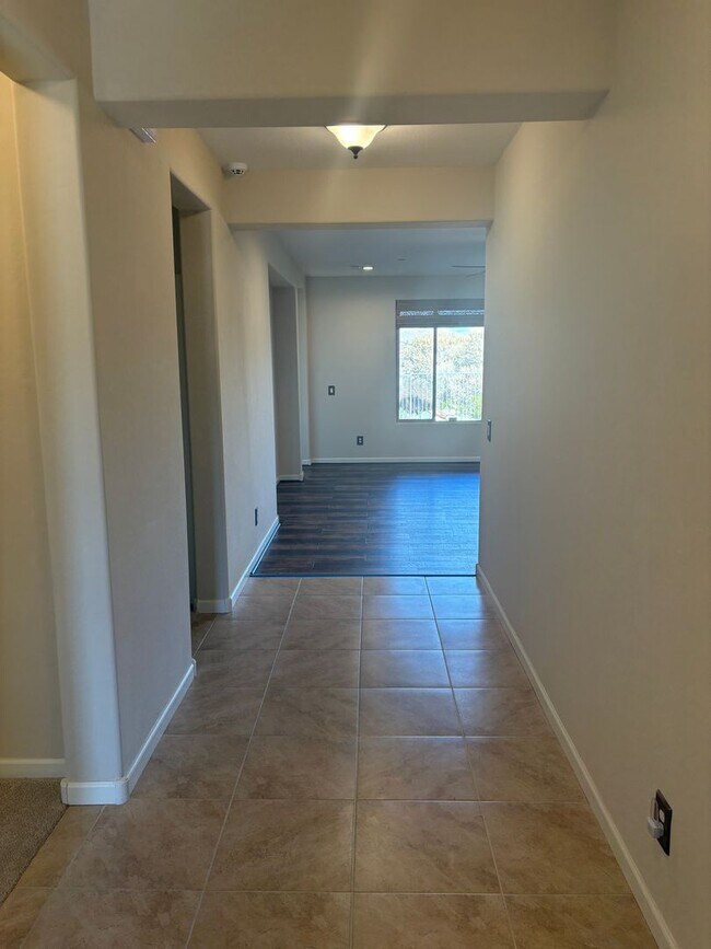 Photo - Unfurnished, 1-Year Long-Term Rental (Procure Only)