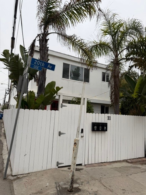Building Photo - 11 20th Ave Unit A
