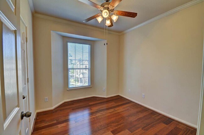 Photo - 6607 Lake Woodlands Dr Unit 531