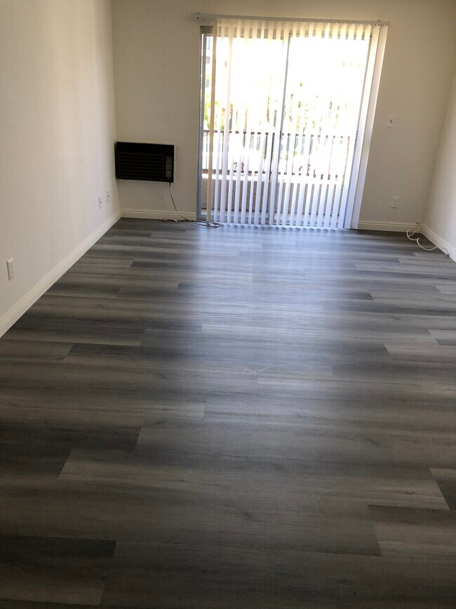 Photo - 3671 Glendon Ave Apartamentos Unidad 102