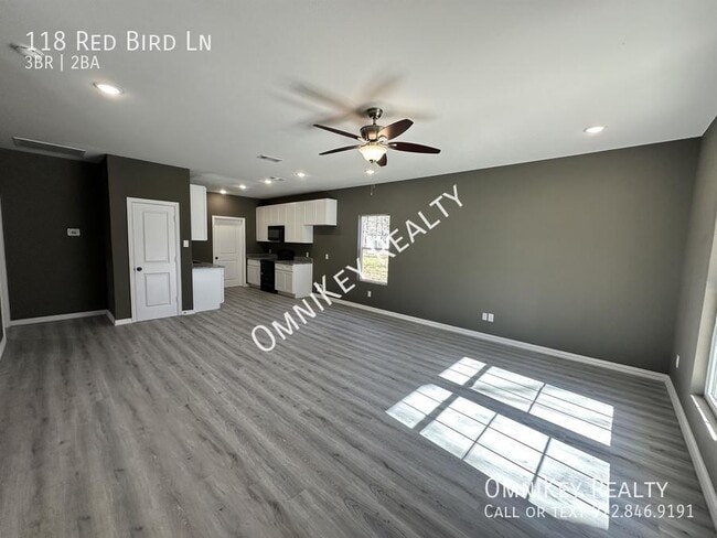 Photo - 118 Red Bird Ln