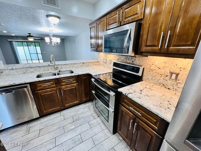 Photo - 8623 N Lagoon Dr