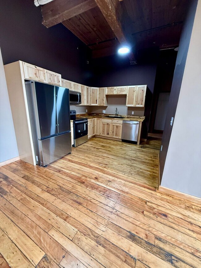 Photo - 70 Webster St Unidad 303