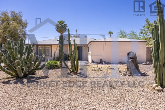 Photo - 3Bed/2Bath House at 19th Ave/Camelback! Move-In Ready on 06/11/2026! -- NO HOA! CORNER LOT!