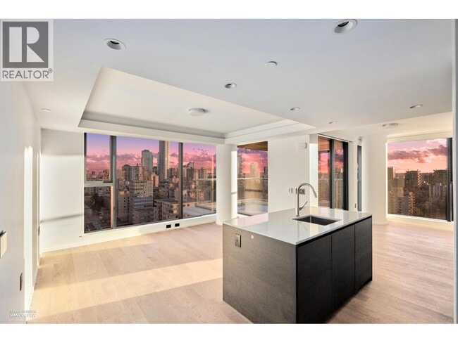 Photo - 1408 Robson St Unit 170X