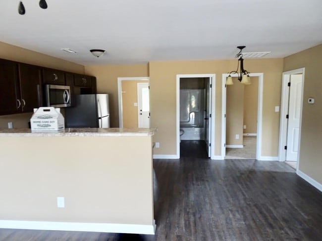 Photo - 706 Needmore Rd Unit 1