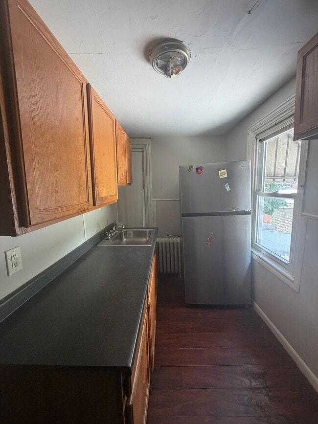 Photo - 116 E 21st St Unit 2nd Fl