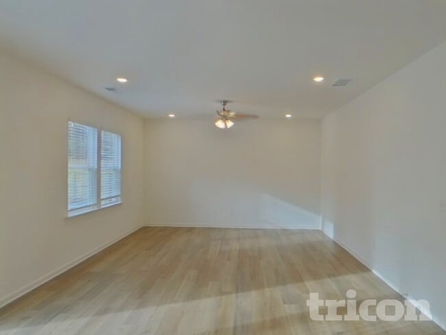 Photo - 132 Beautiful Wy