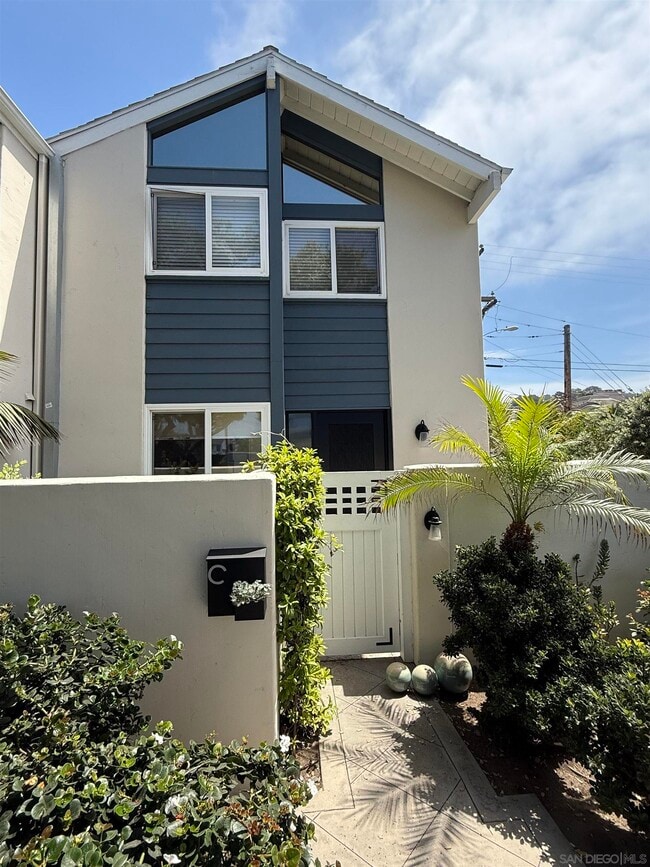 Photo - 2305 Camino Del Mar