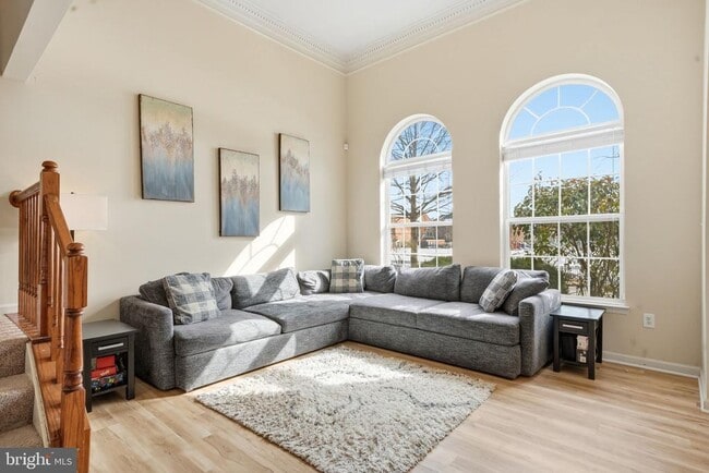 Photo - 511 Cameron Station Blvd