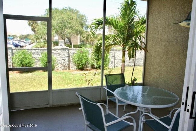 Photo - 324 Intrepid Way