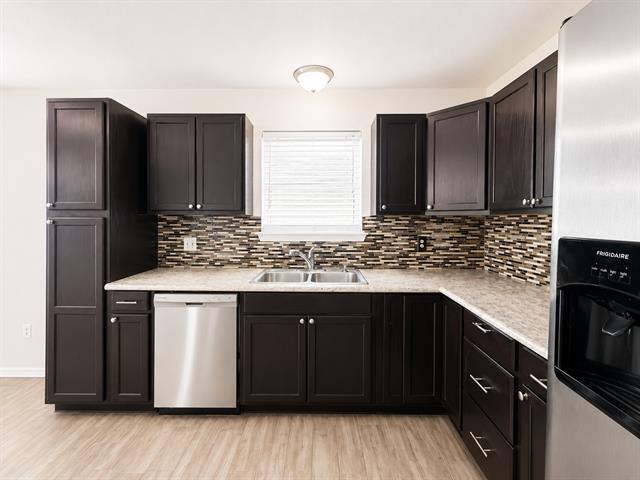 Photo - 7716 Sable Ln