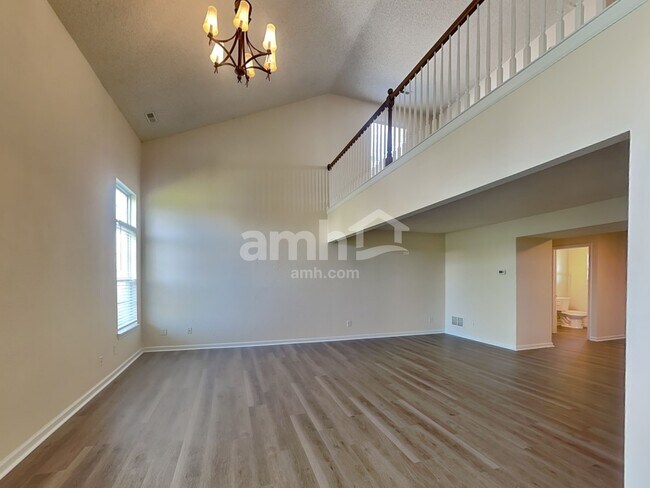 Photo - 854 Treyburn Green Dr