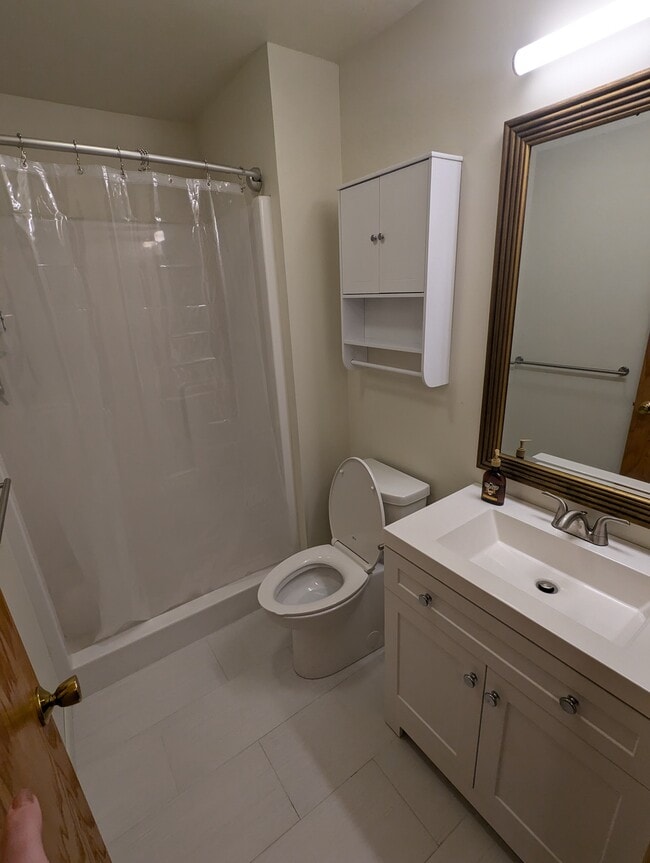 Photo - 405 State St Unit 405