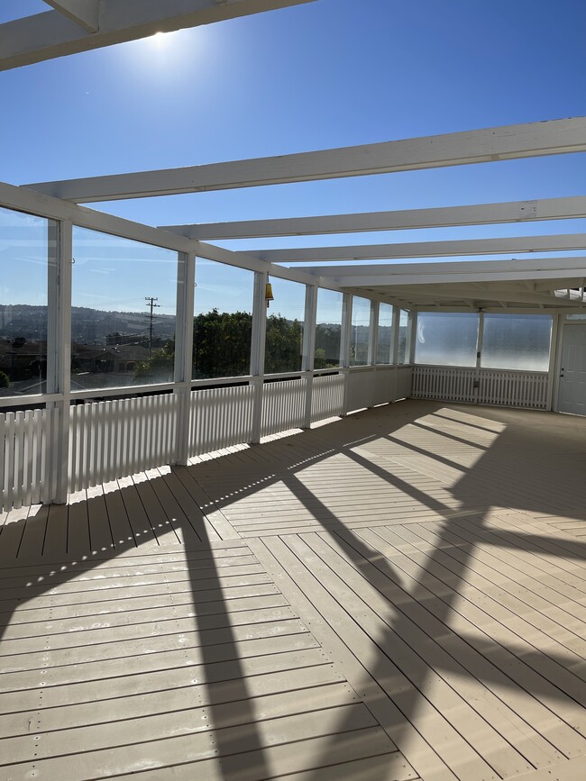 Photo - 633 Rocca Ave