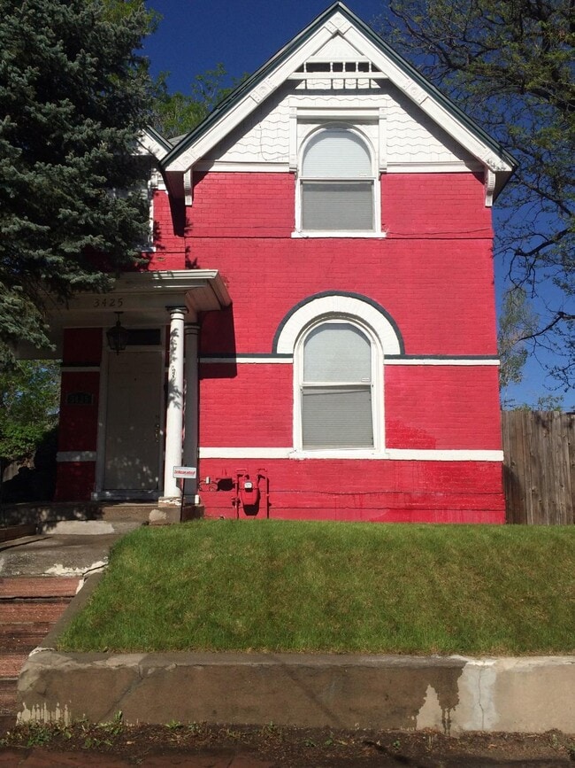 Front - 3425 Bryant St