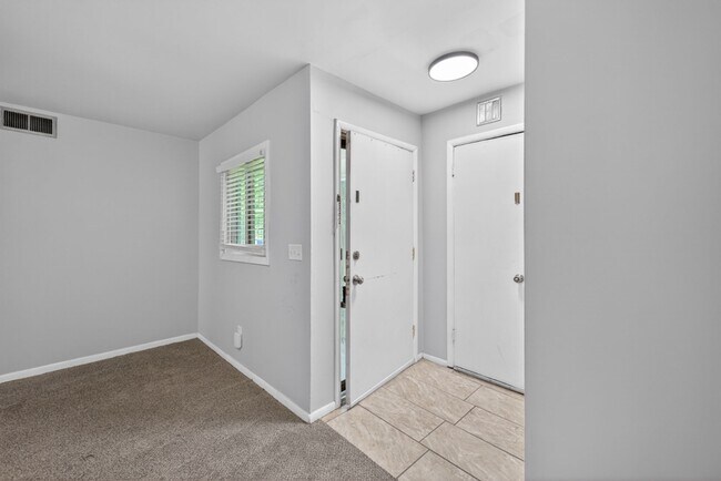 Photo - 516 W Toledo Pl