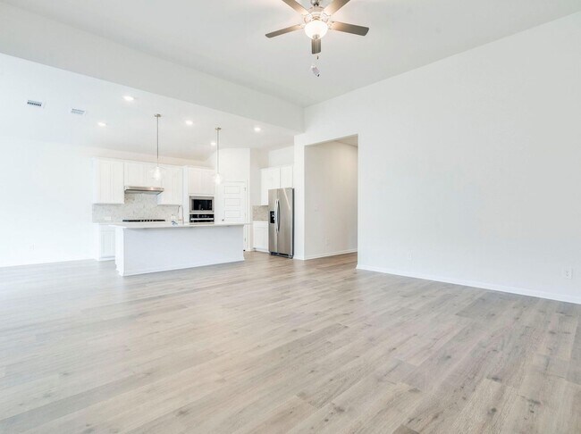 Photo - BRAND-NEW 4 bedroom - Immediate move in!