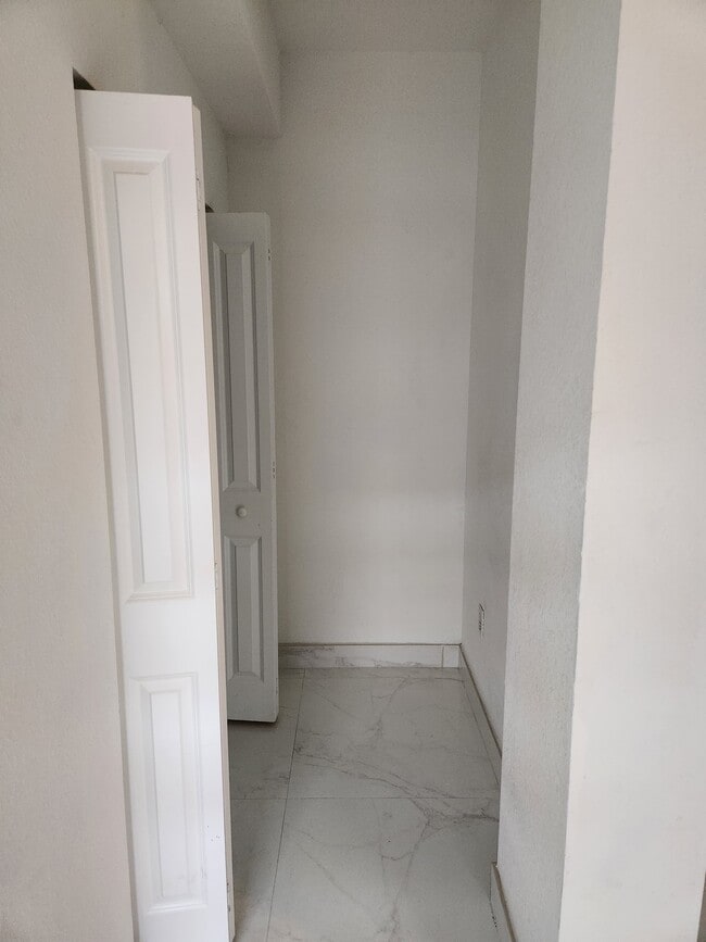 Photo - 212 SE 23rd Ter