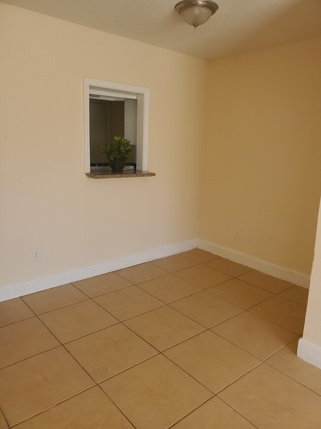 Photo - Strawberry Flats Apartments