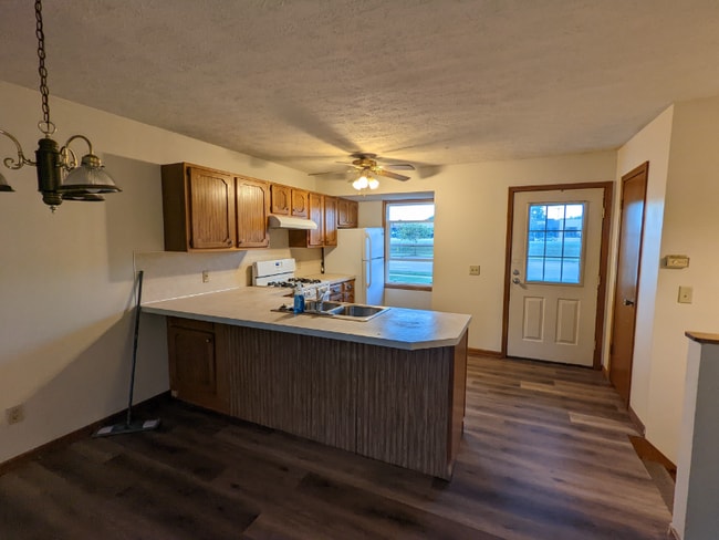 Photo - 2543 Burton St SE Unidad 2543