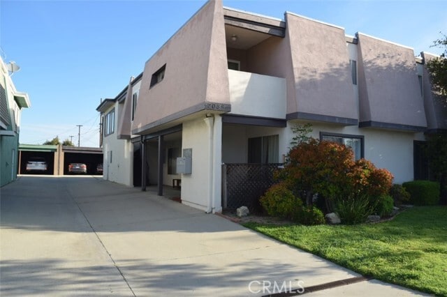 Photo - 2039 W 157th St