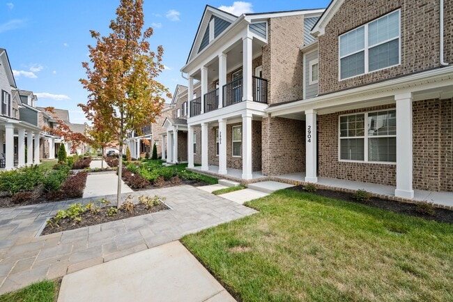 Photo - 2718 Willowoak Trl
