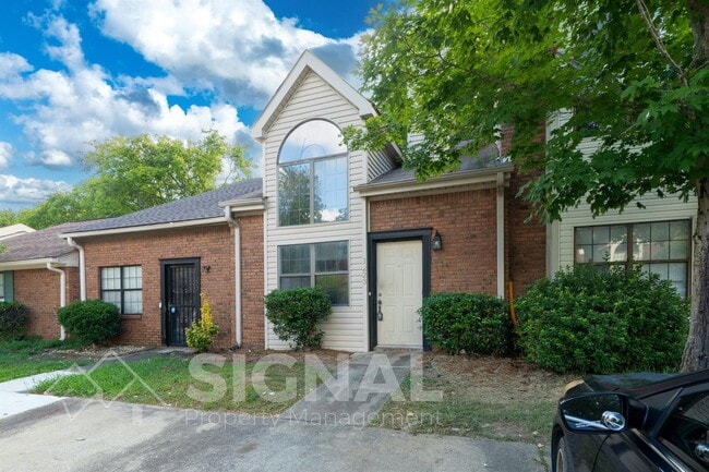 Photo - 1223 Magnolia Pl
