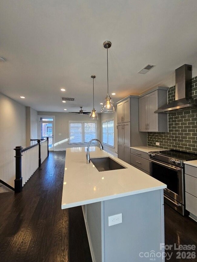 Photo - 1202 Macomb Pl