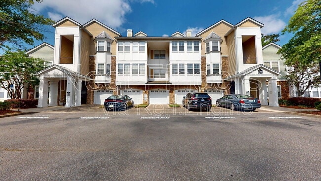 Photo - 8550 Touchton Rd Unidad 1227 Rental