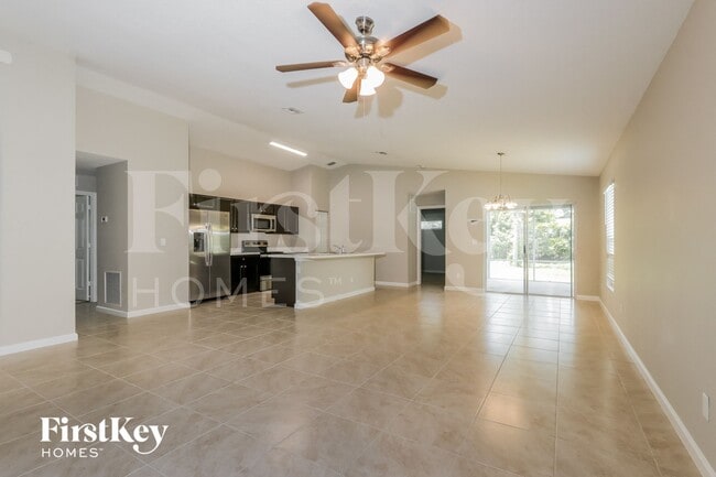 Photo - 1902 SW Janette Ave