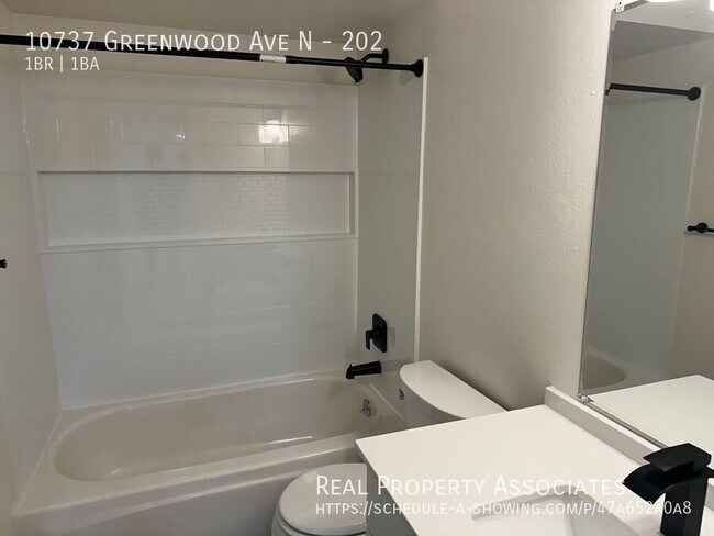 Photo - 10737 Greenwood Ave N Unit 202