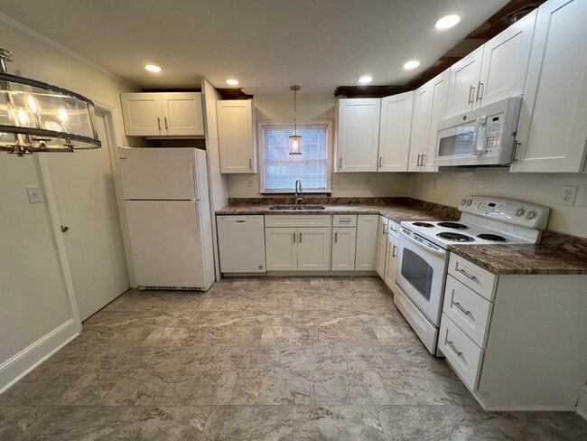 Photo - 1920 Eastway Dr