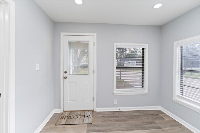 Photo - 9946 Algiers Rd