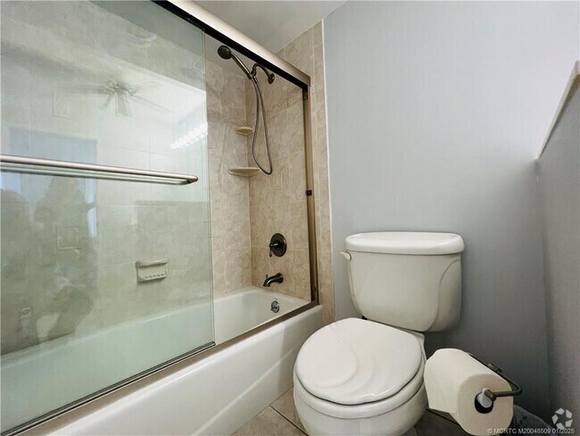 Building Photo - 9940 S Ocean Dr Unit 703 Rental